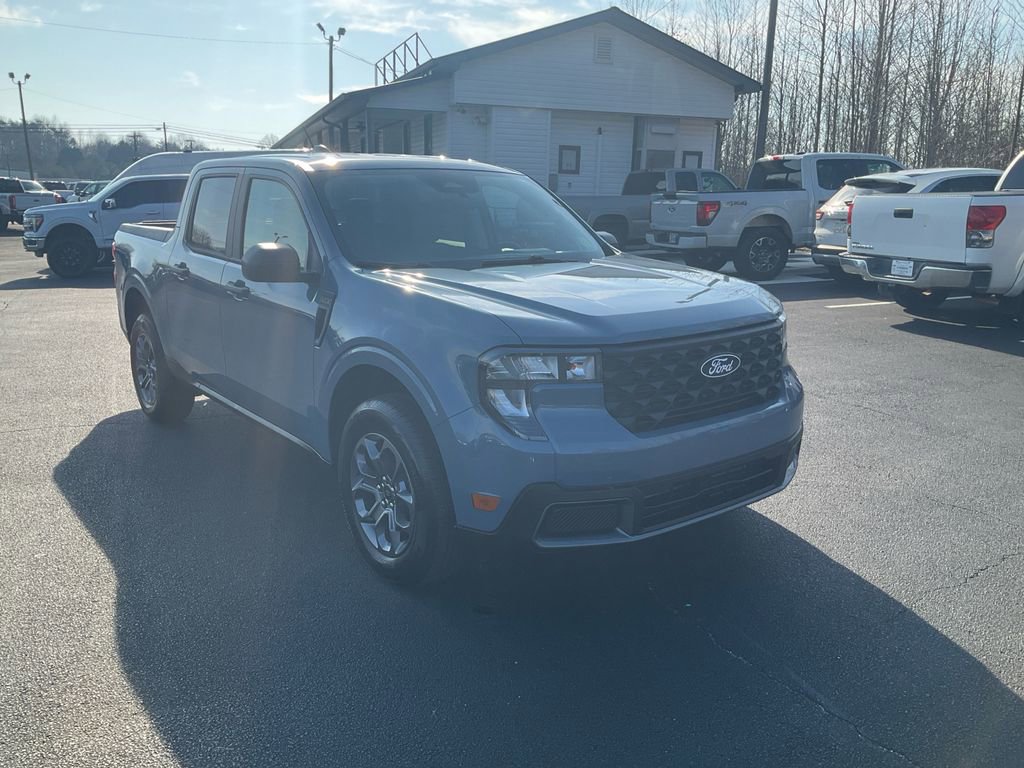 Certified 2025 Ford Maverick XLT w/ Equipment Group 302A image 3