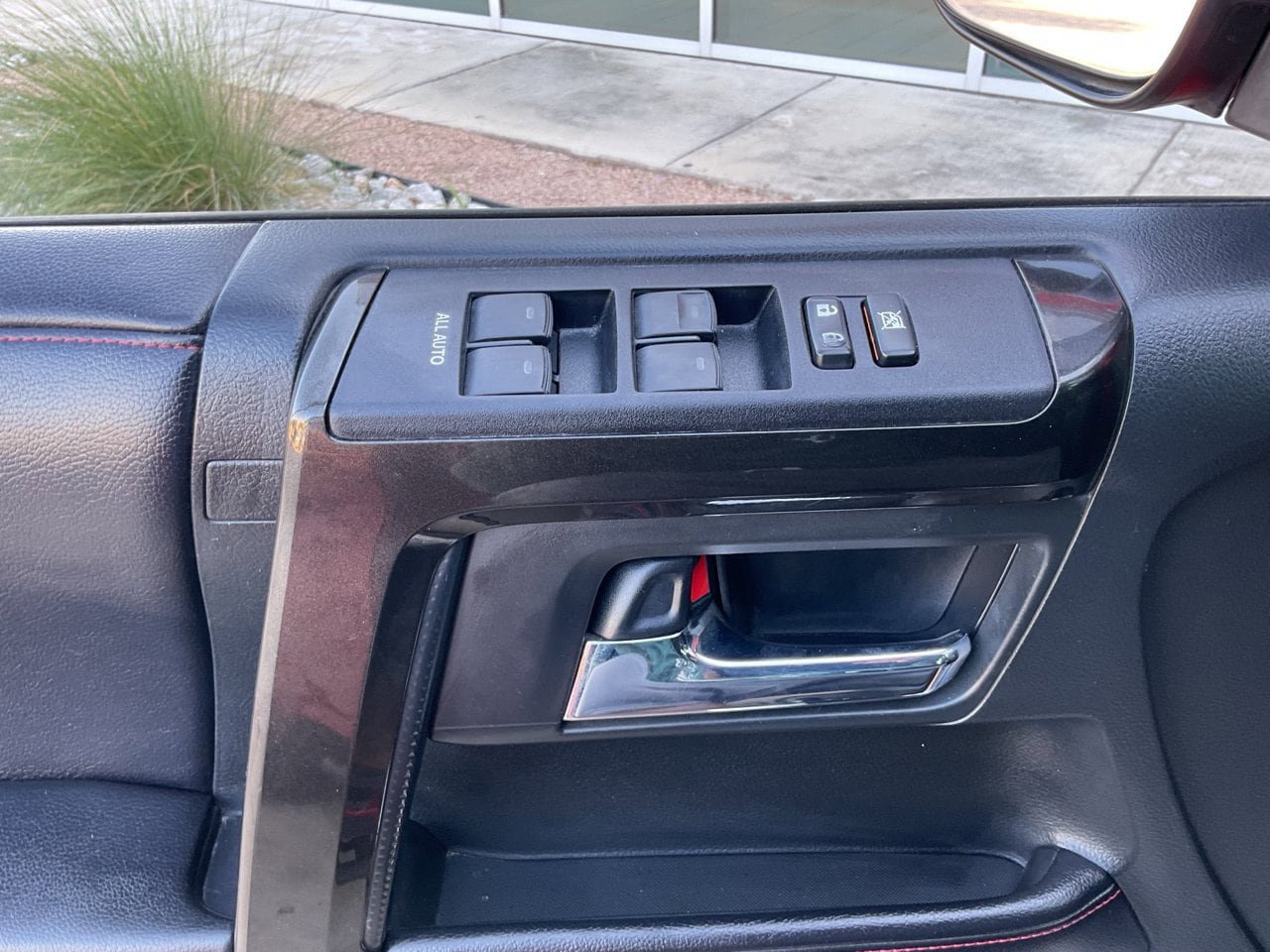 Used 2016 Toyota 4Runner Trail Premium AWD/4WD image 19