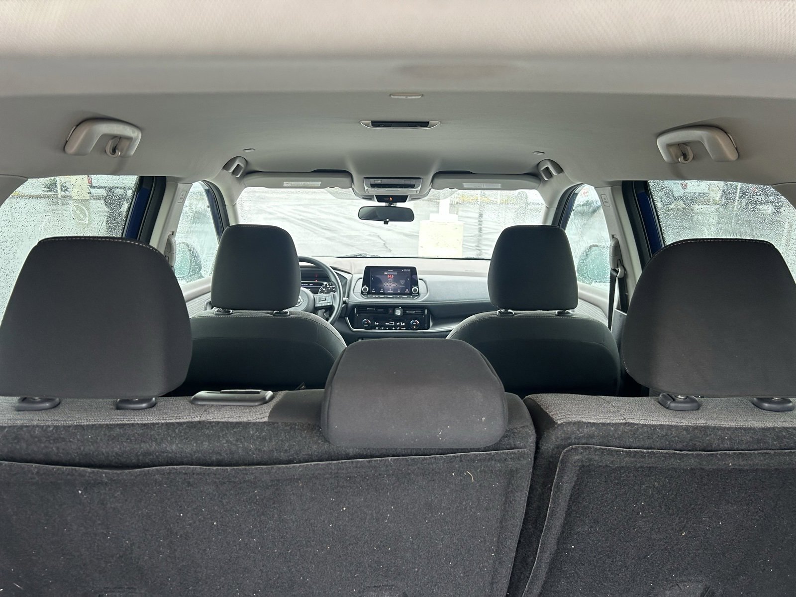 Used 2022 Nissan Rogue SV image 20