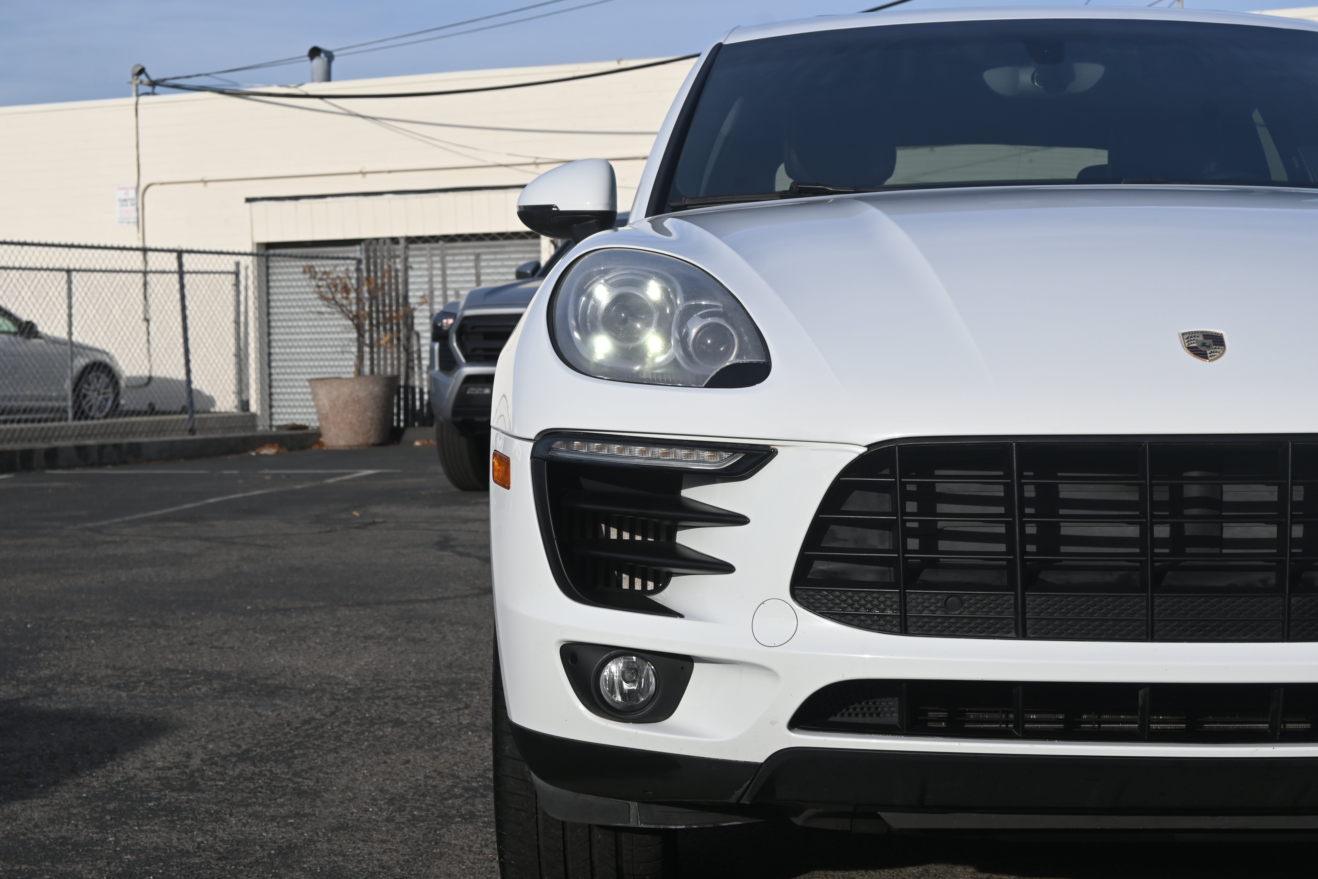 Used 2016 Porsche Macan S AWD/4WD image 13