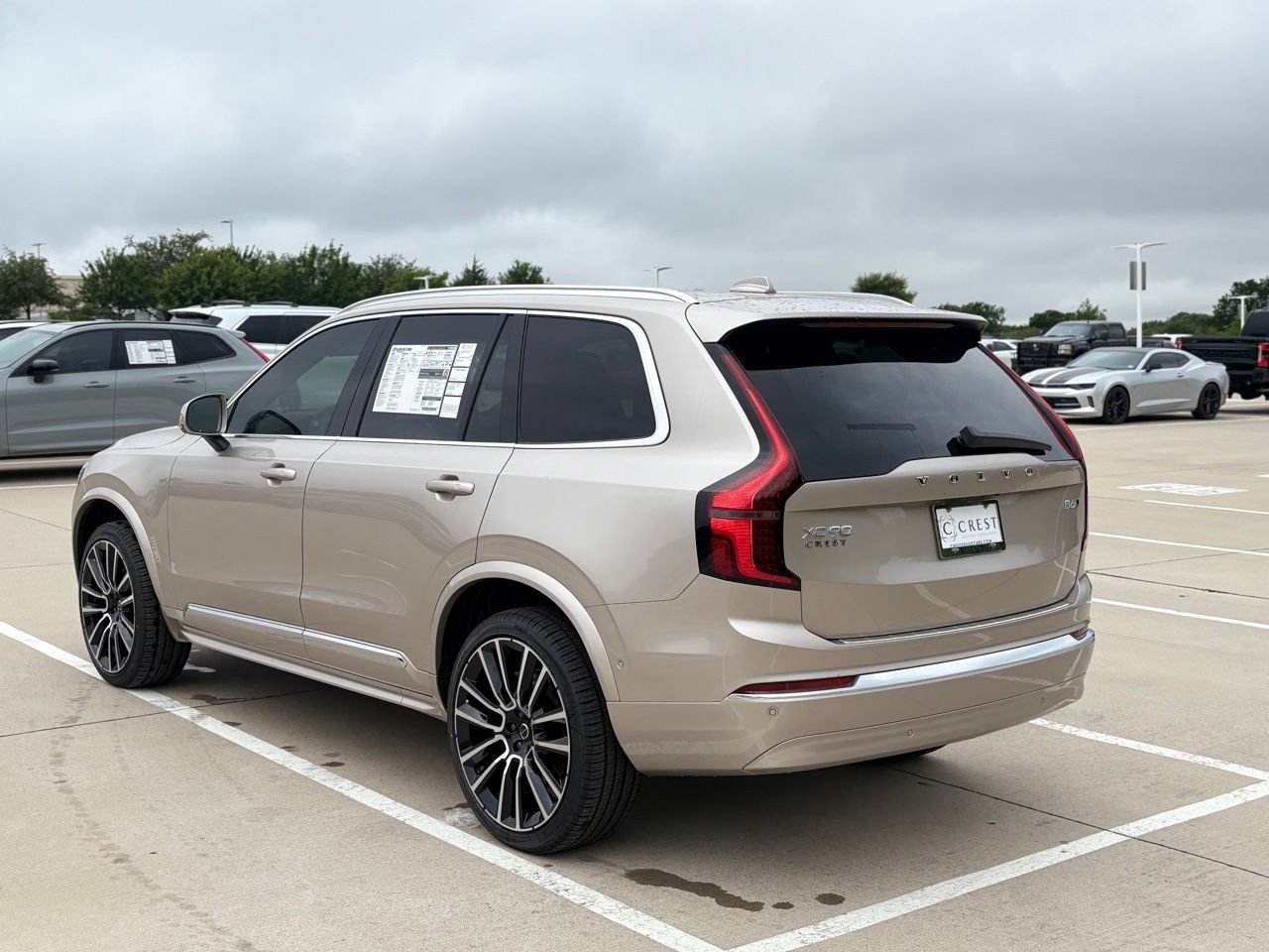 New 2026 Volvo XC90 B6 Plus w/ Protection Package Premier AWD/4WD image 5