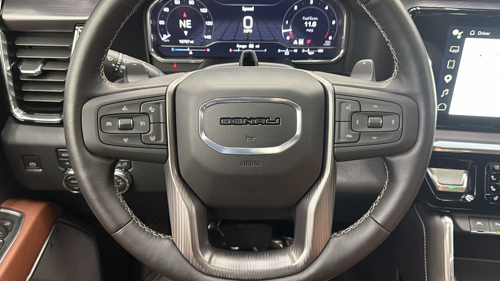 Used 2025 GMC Sierra 1500 Denali Ultimate AWD/4WD image 25