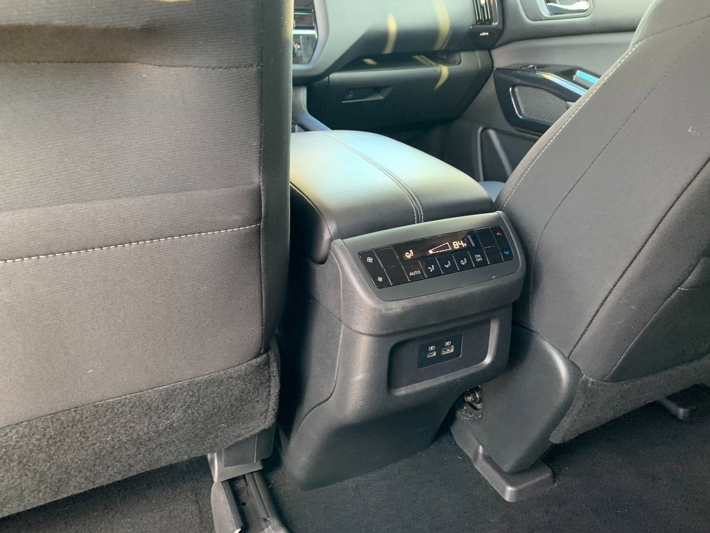 Used 2022 Nissan Pathfinder SV image 22