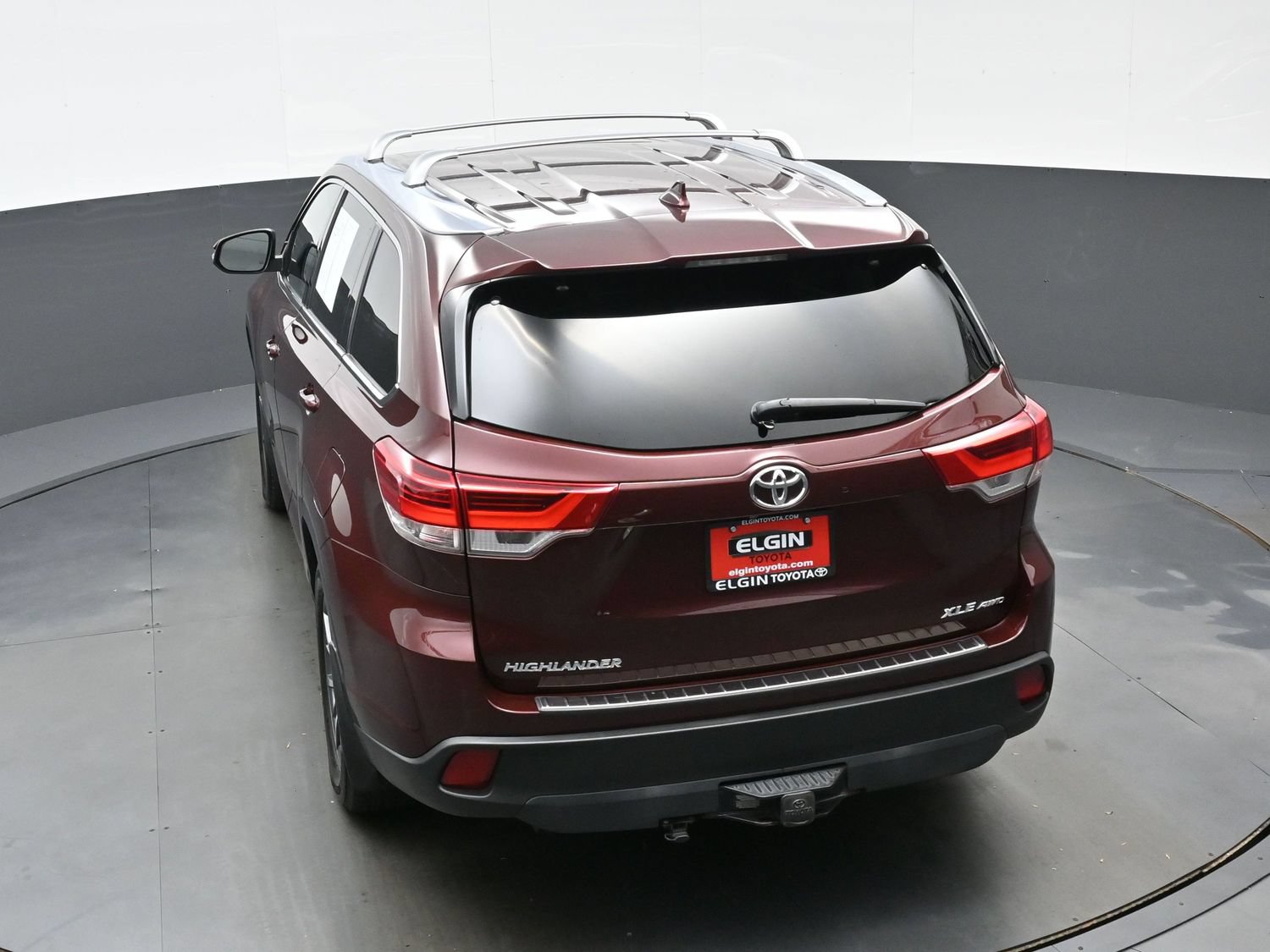 Used 2018 Toyota Highlander XLE AWD/4WD image 42