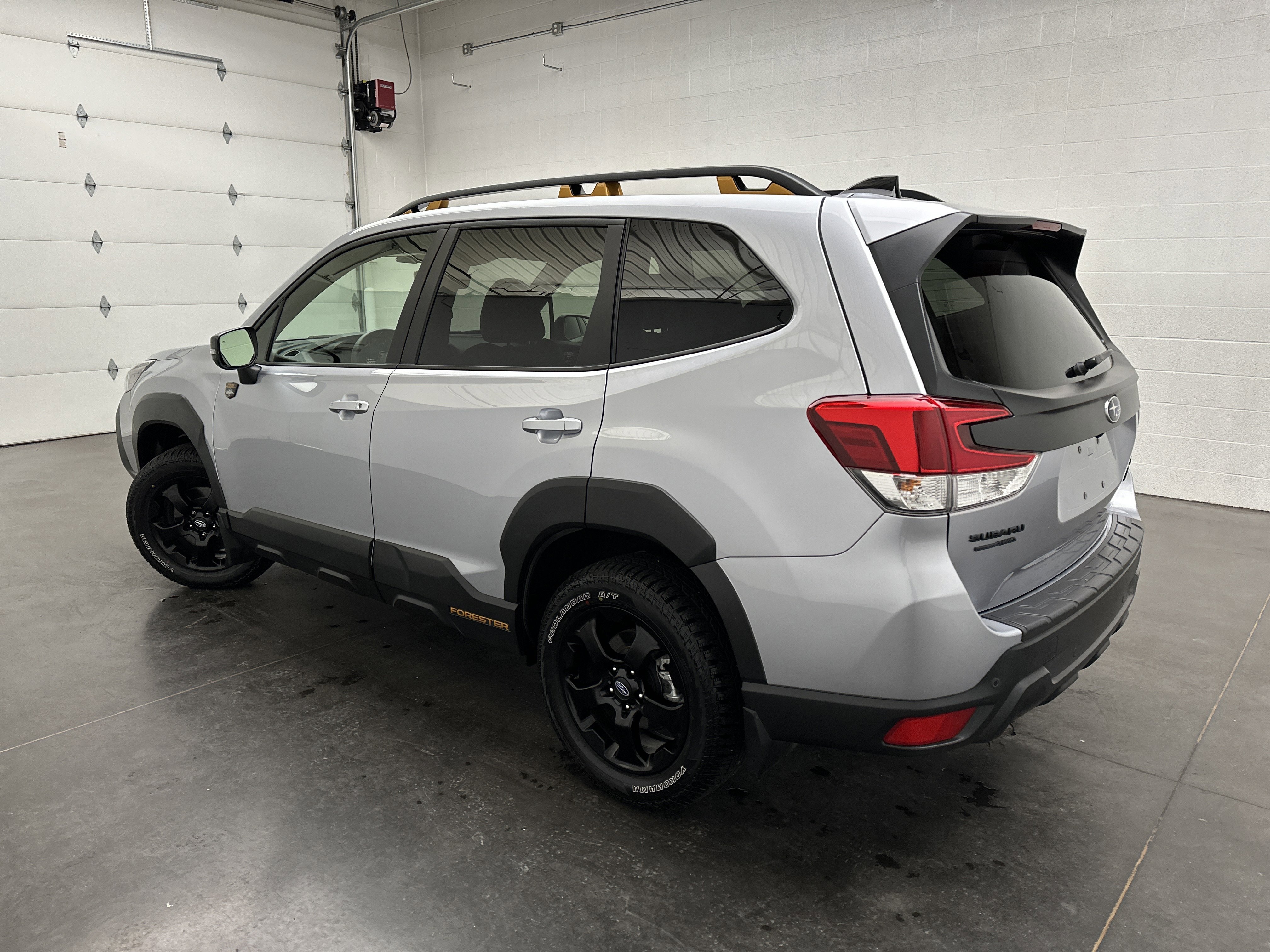 Used 2025 Subaru Forester Wilderness w/ Convenience Package image 6