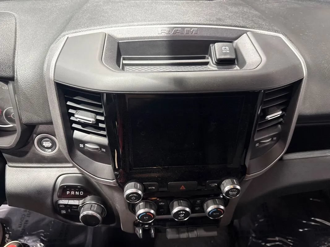 Used 2024 RAM 2500 Tradesman w/ Chrome Appearance Group AWD/4WD image 94