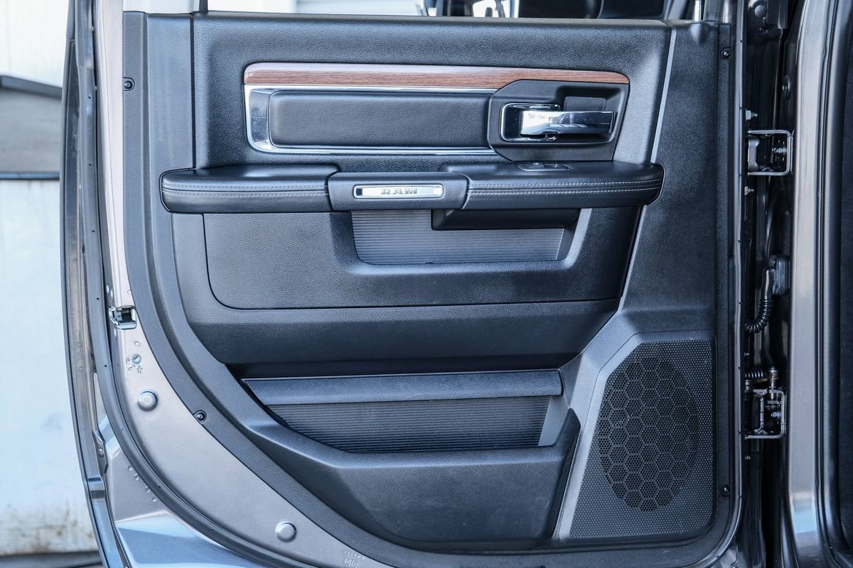 Used 2014 RAM 2500 Laramie w/ Convenience Group image 34