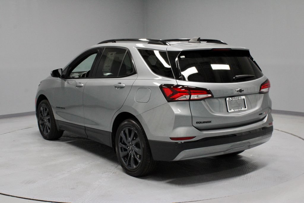 Used 2024 Chevrolet Equinox RS w/ RS Leather Package AWD/4WD image 8