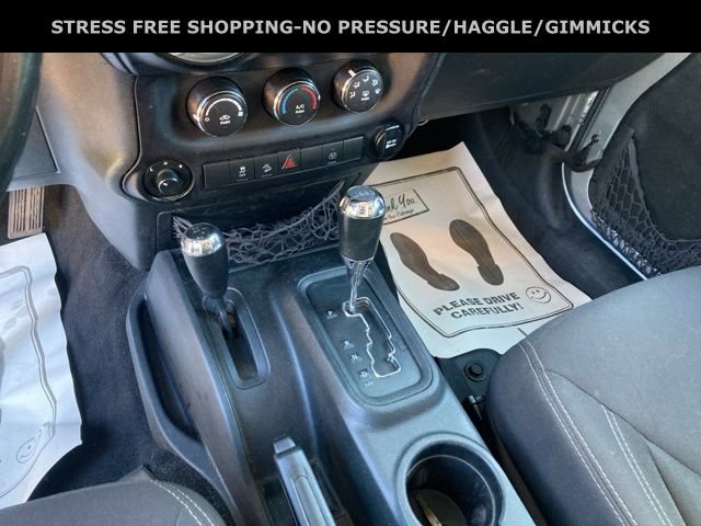 Used 2017 Jeep Wrangler Unlimited Sahara image 19