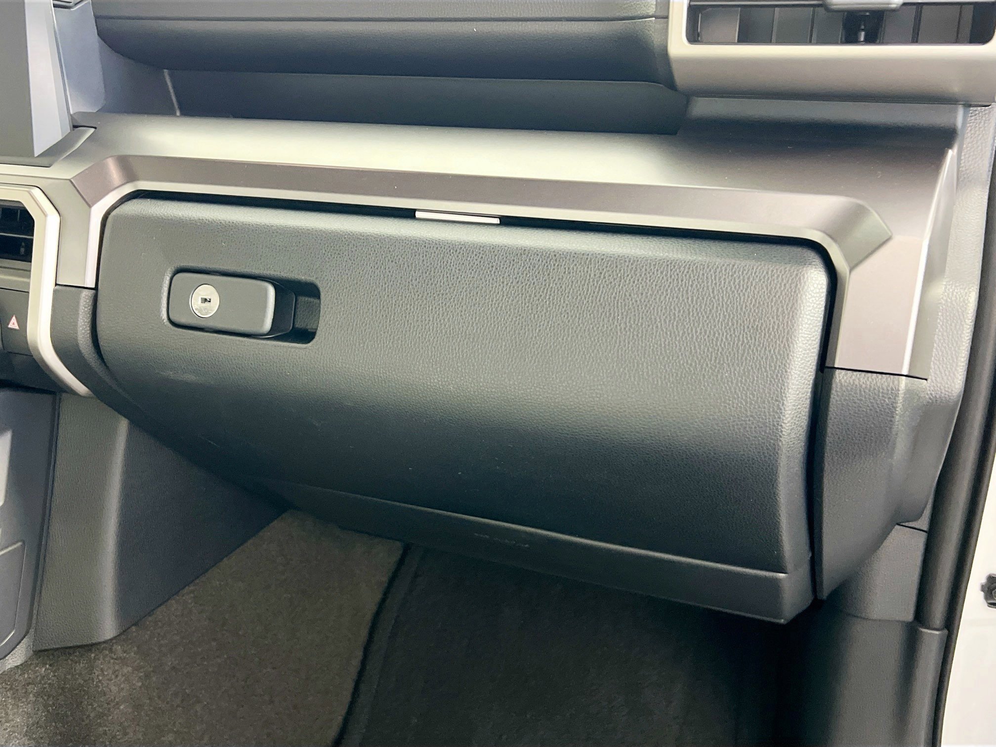 Used 2025 Toyota 4Runner SR5 image 35