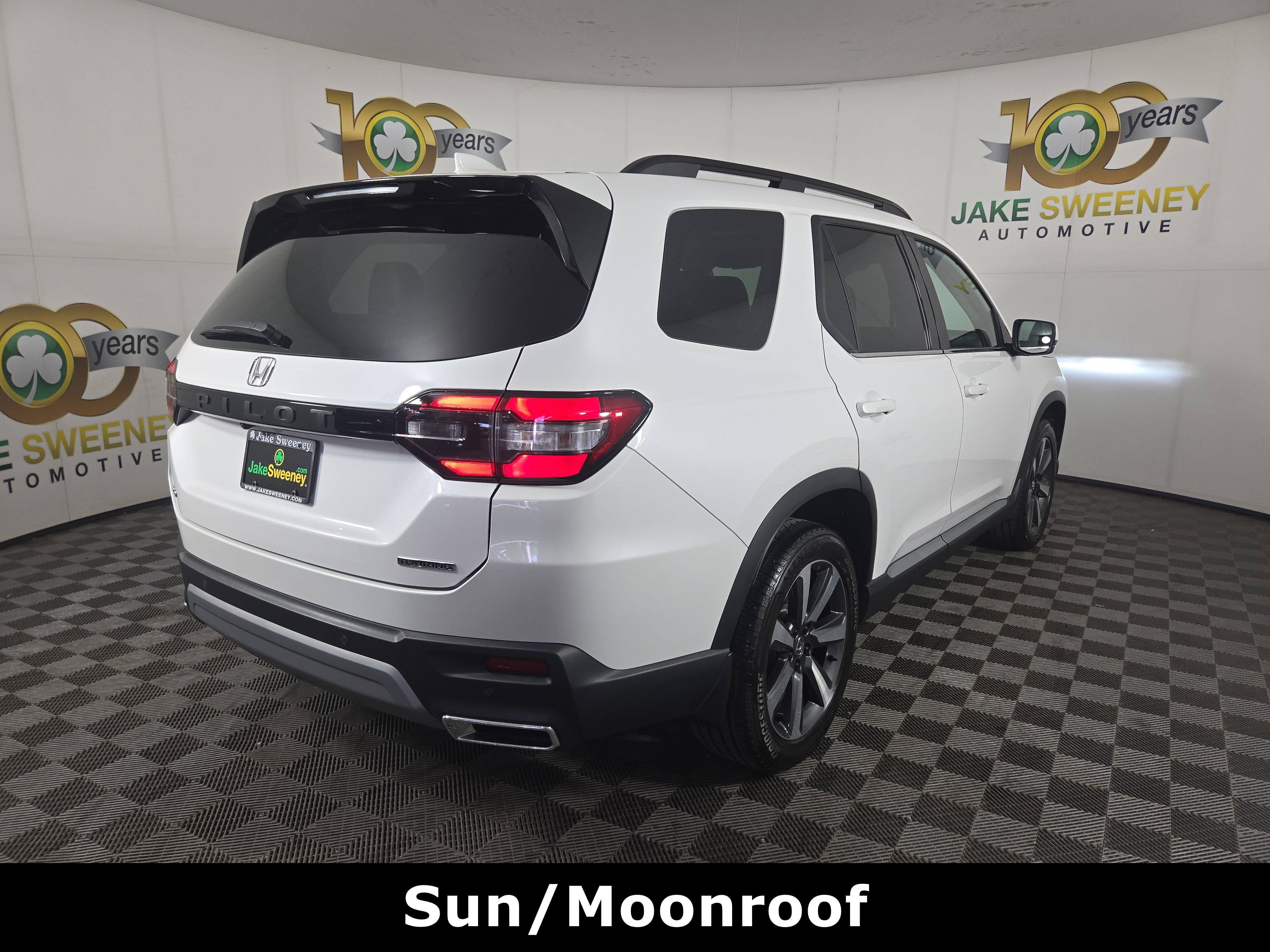 Used 2025 Honda Pilot Touring image 9