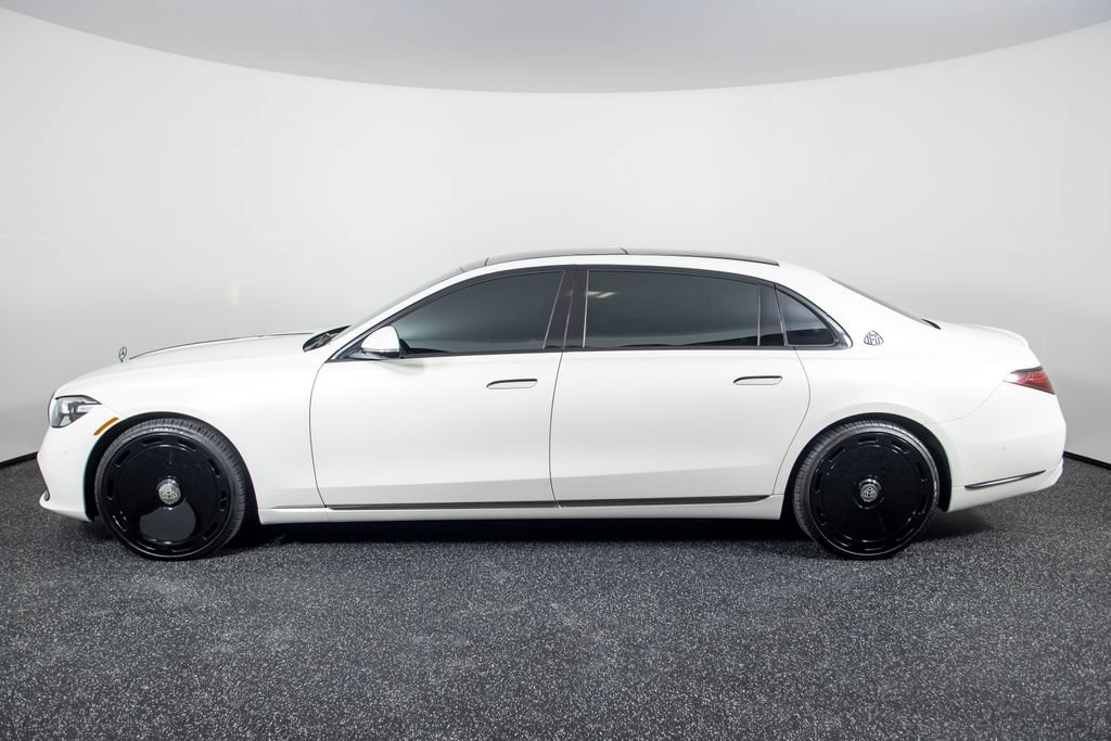 Used 2023 Mercedes-Benz Maybach S 580 4MATIC image 3