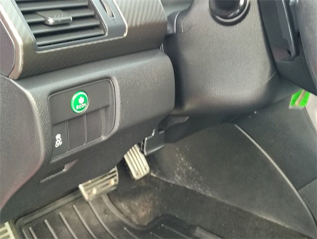 Used 2017 Honda Accord Sport image 13