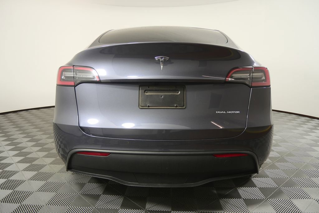 Used 2023 Tesla Model Y Long Range image 4