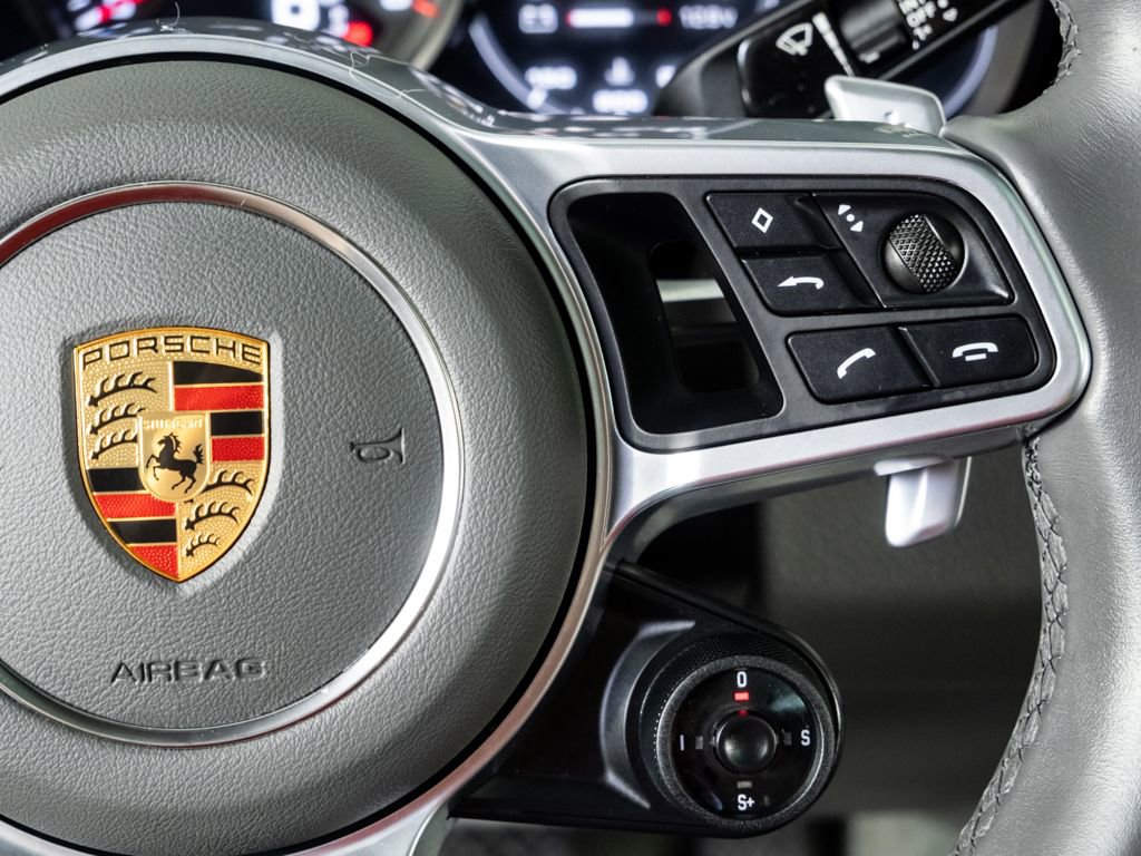Used 2021 Porsche Cayenne Coupe image 11