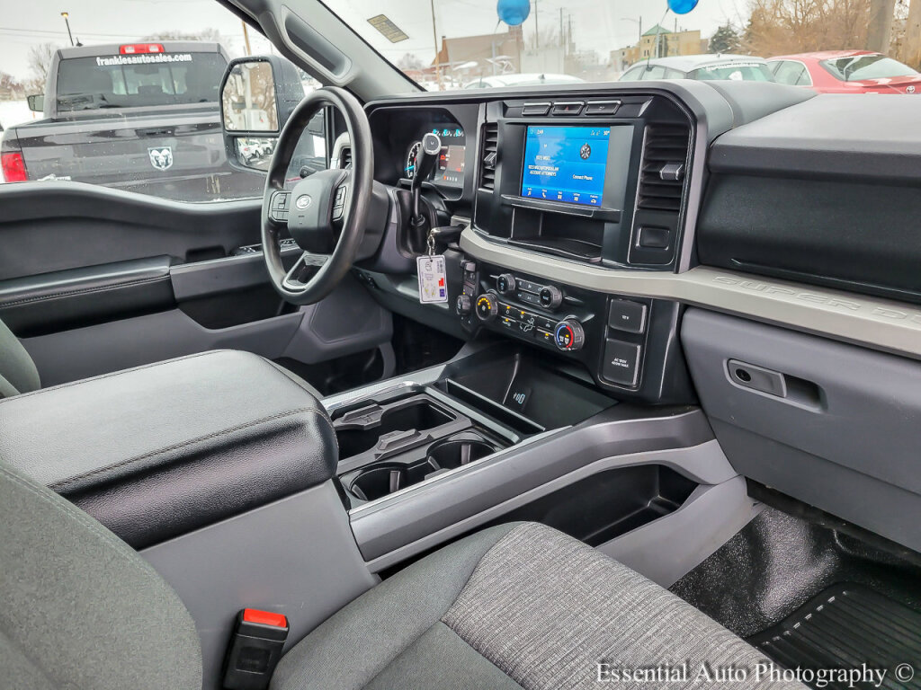 Used 2023 Ford F250 XLT image 31