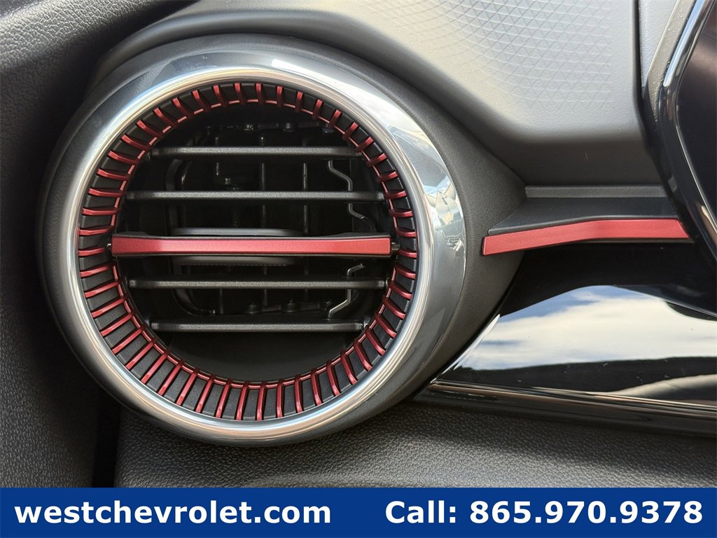 New 2026 Chevrolet Trax RS w/ Sunroof Package image 24