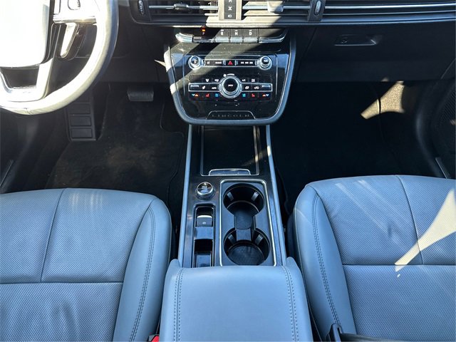 Used 2022 Lincoln Corsair Standard w/ Premium Package image 19