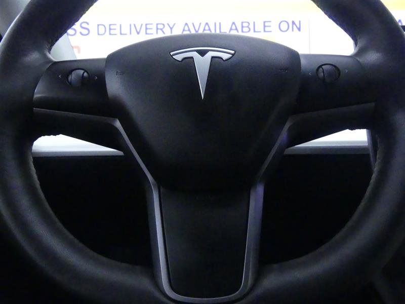 Used 2021 Tesla Model Y Performance image 15