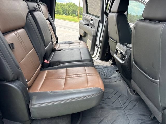 Used 2024 Chevrolet Silverado 2500 High Country w/ Technology Package AWD/4WD image 26