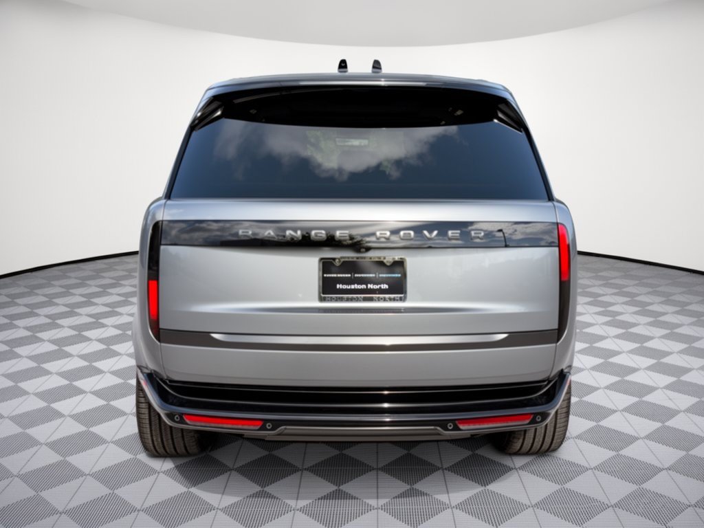 Used 2025 Land Rover Range Rover SE AWD/4WD image 11