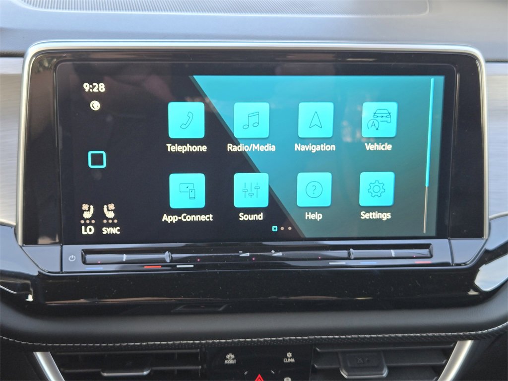 New 2026 Volkswagen Atlas Cross Sport SE image 14