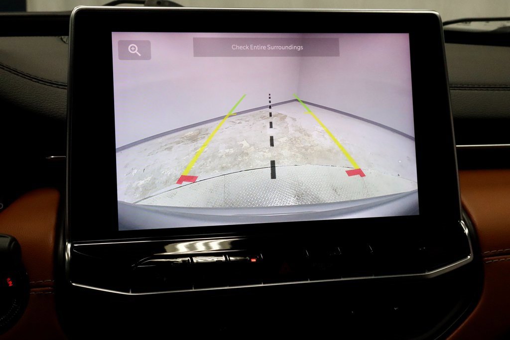 Used 2024 Jeep Compass Limited image 2