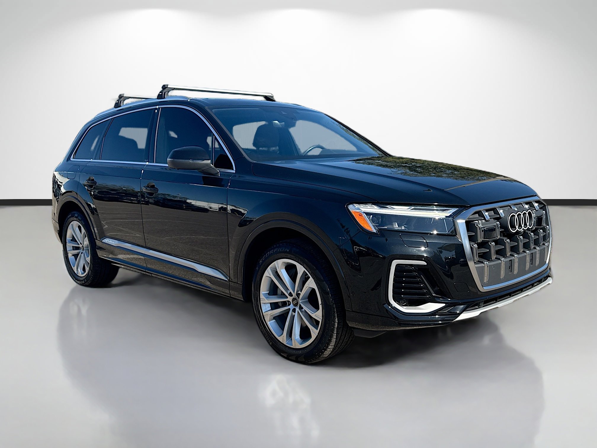 Used 2025 Audi Q7 2.0T Premium image 1