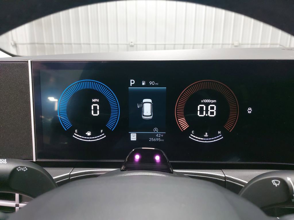 Used 2025 Hyundai Santa Fe SEL image 21