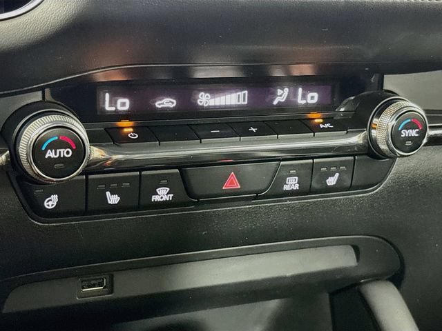 Used 2021 MAZDA MAZDA3 Hatchback w/Premium Plus Pkg AWD/4WD image 19