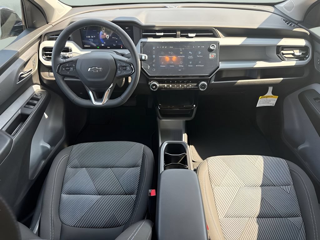 Used 2027 Chevrolet Bolt LT w/ Comfort Package FWD image 12