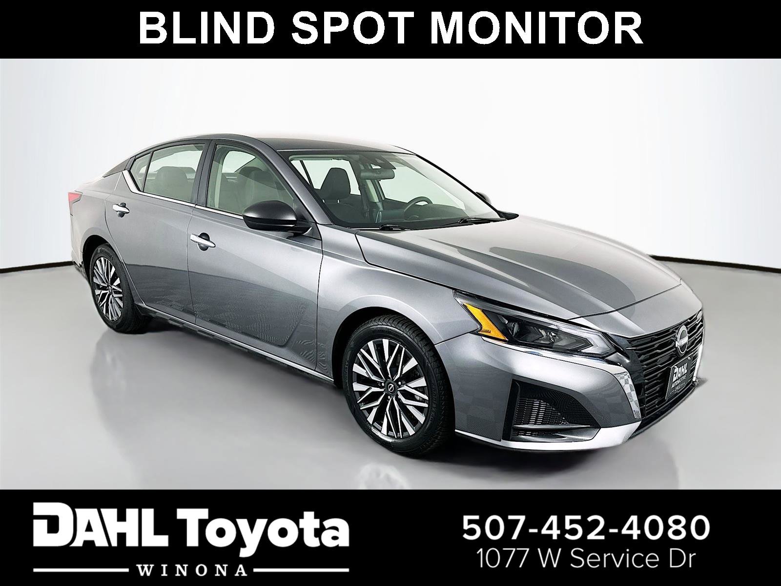 Used 2024 Nissan Altima 2.5 SV