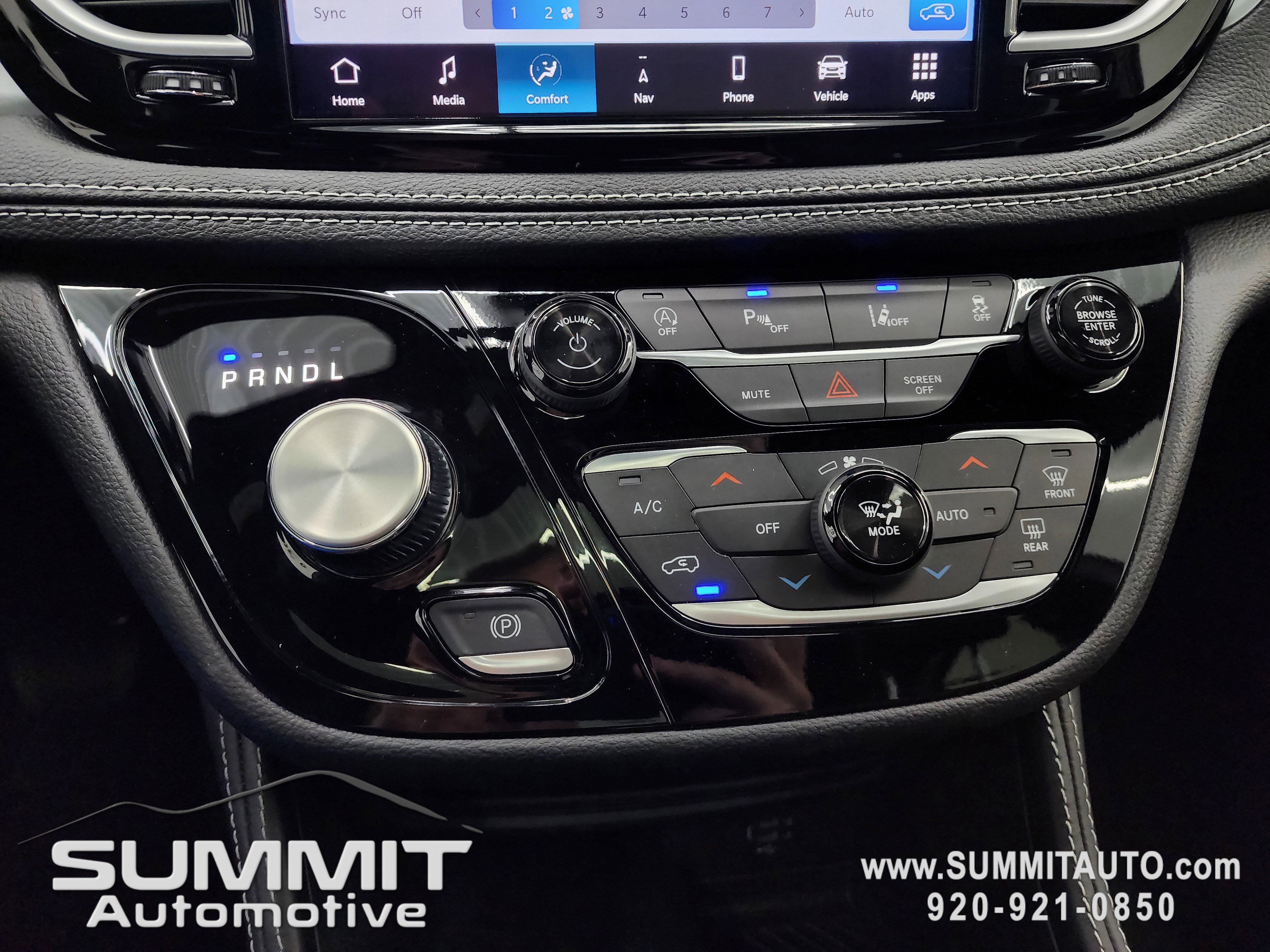 New 2026 Chrysler Pacifica Limited w/ S Appearance Package image 51