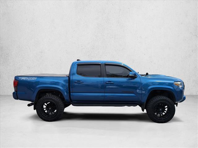 Used 2018 Toyota Tacoma TRD Sport w/ Technology Package image 4