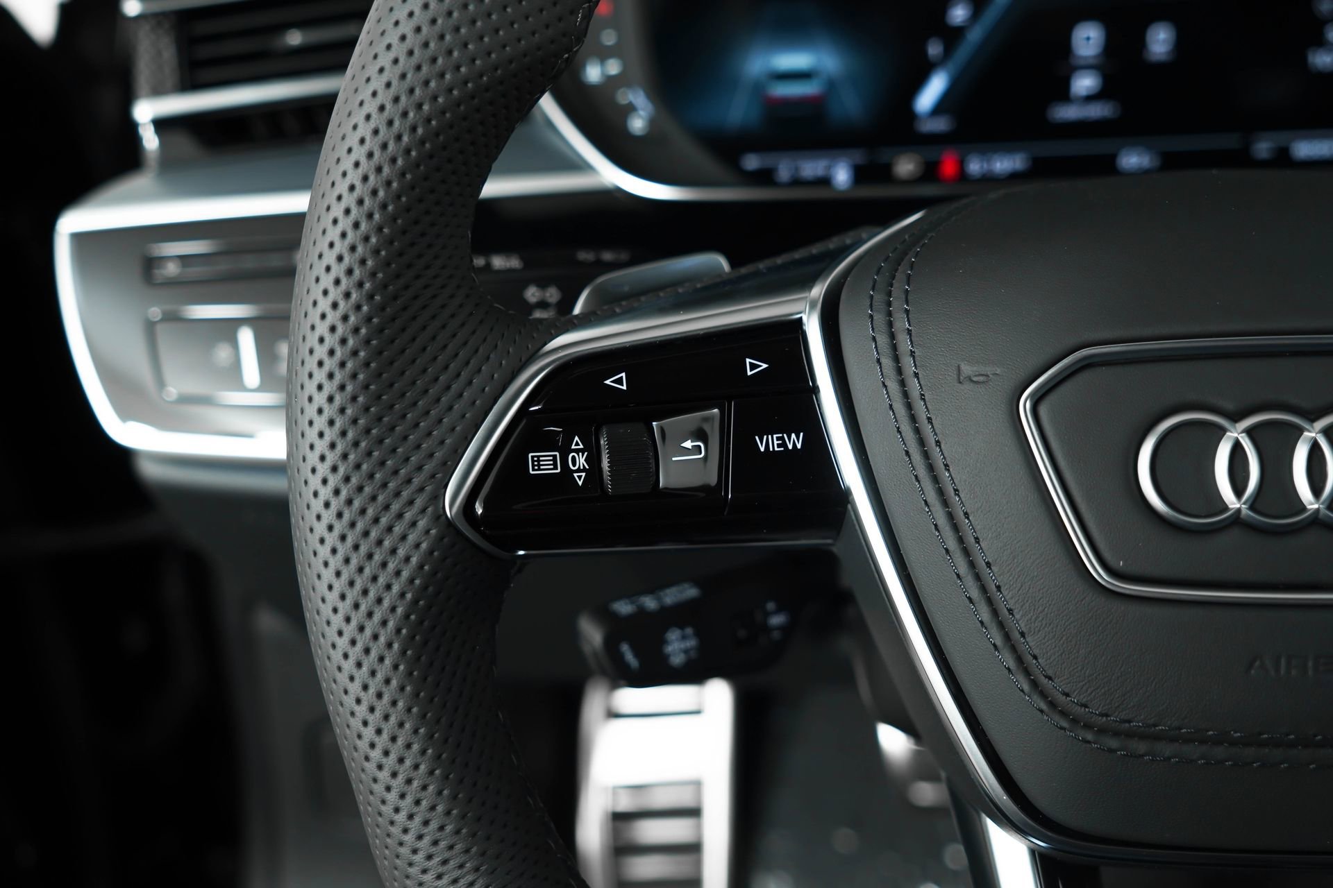 New 2025 Audi S8 image 38