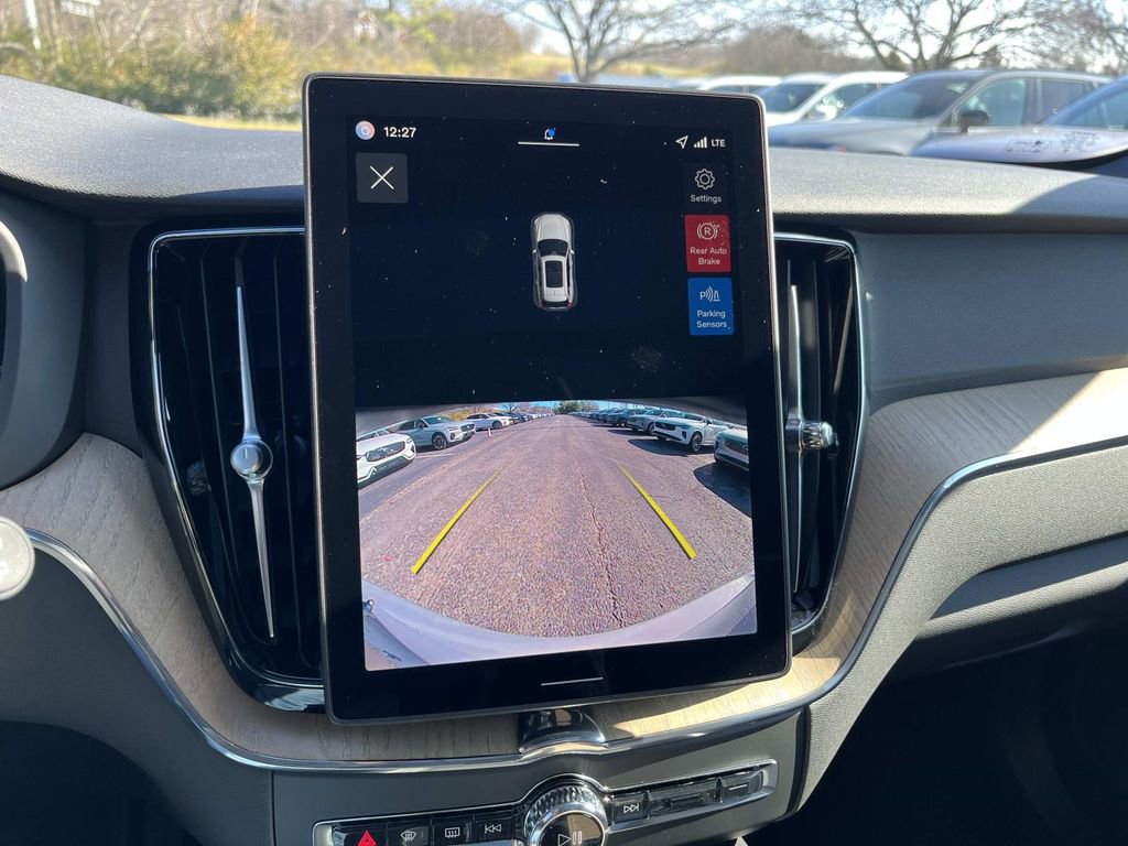 New 2026 Volvo XC60 B5 Core w/ Climate Package image 26
