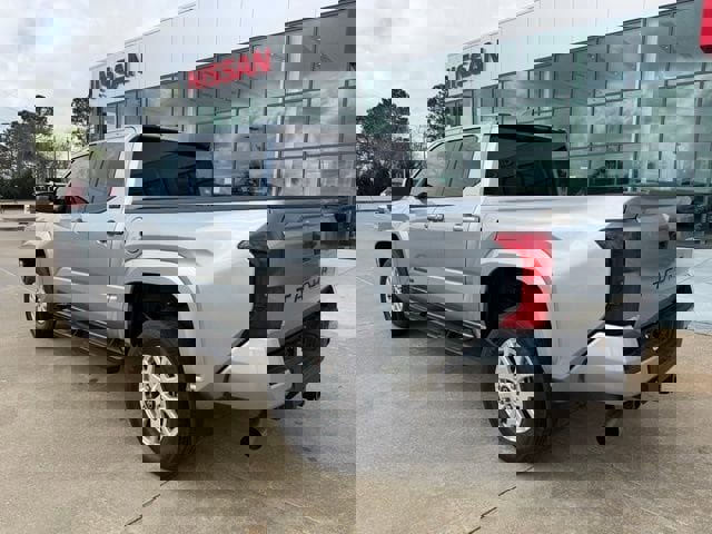 Used 2024 Toyota Tacoma SR5 image 3