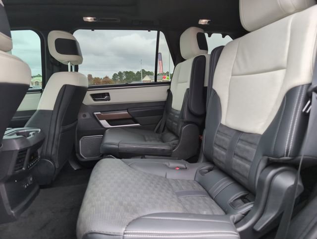 Used 2025 Toyota Sequoia Capstone image 30