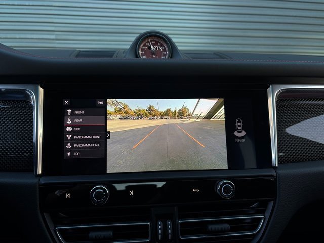 Certified 2025 Porsche Macan GTS image 19