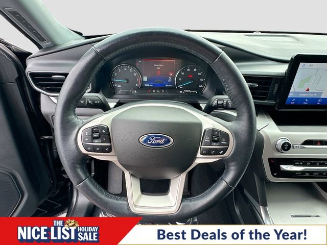 Used 2022 Ford Explorer XLT w/ Equipment Group 202A image 12