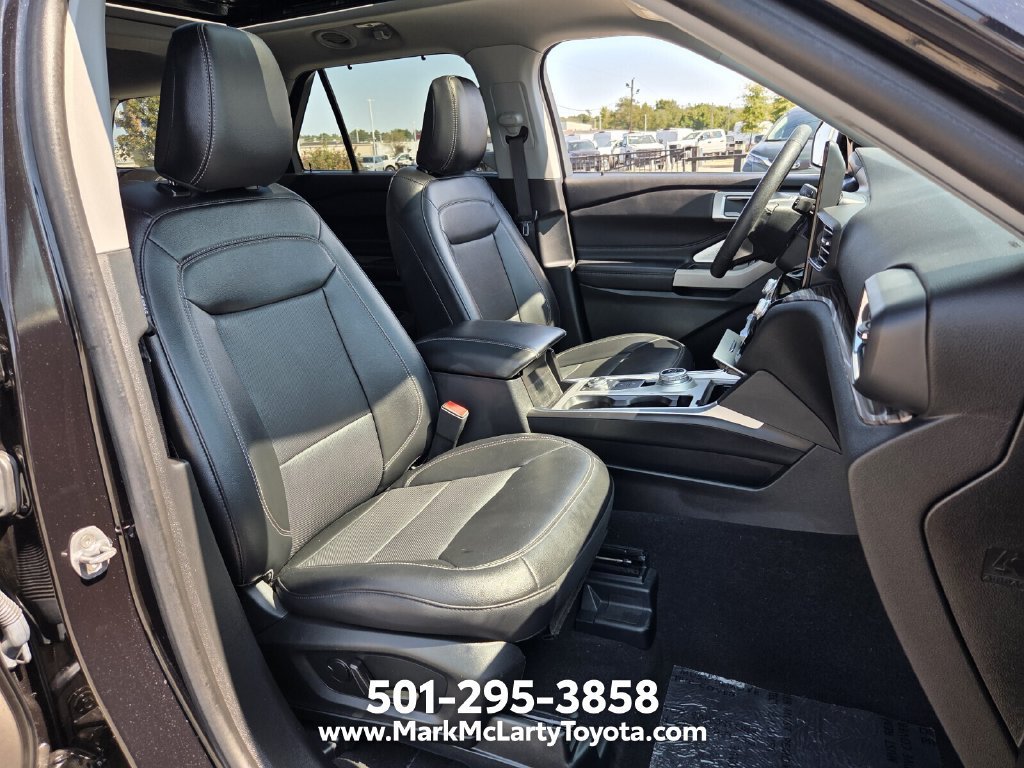 Used 2024 Ford Explorer Limited w/ Limited Technology Package AWD/4WD image 16