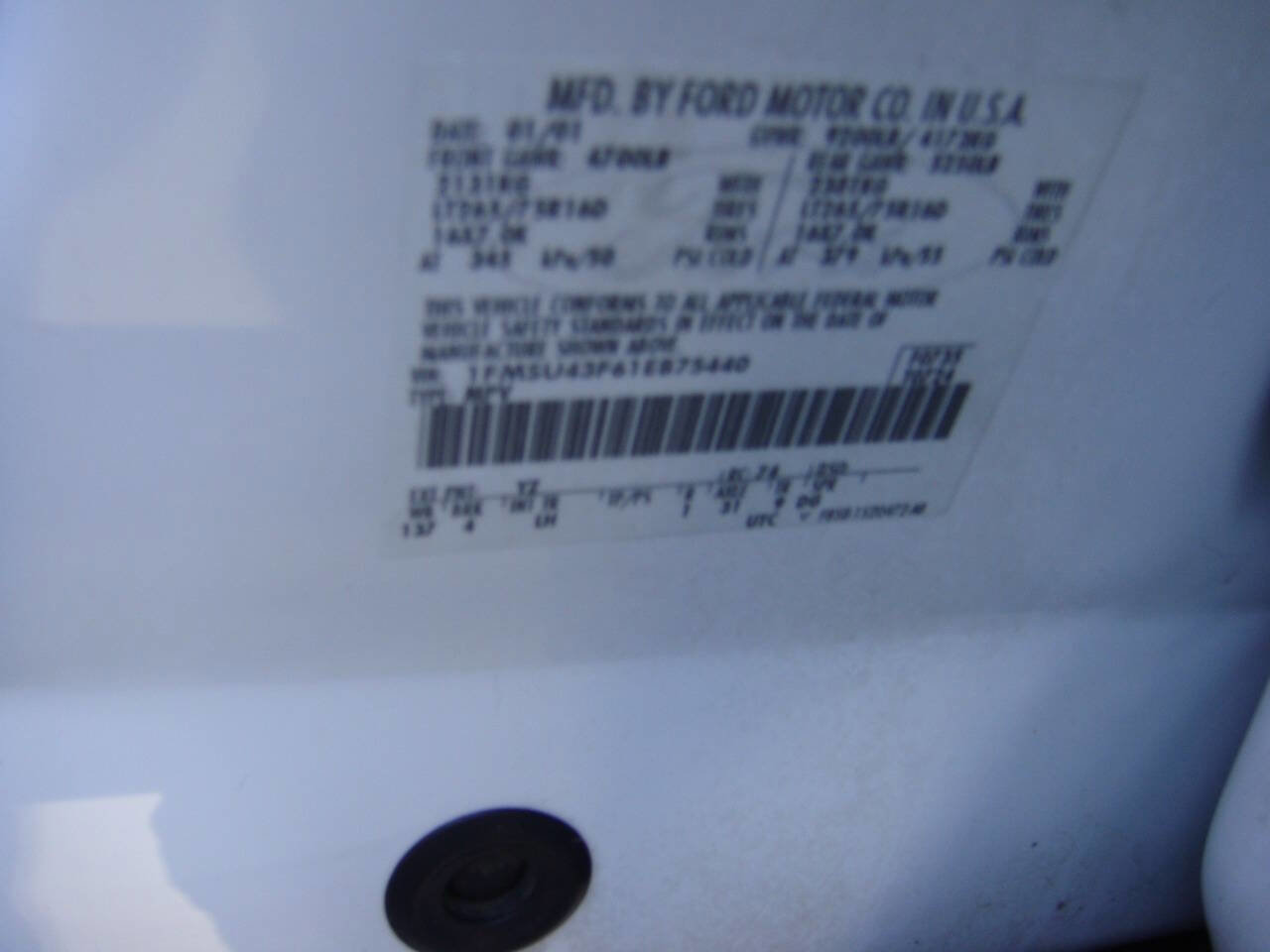 Used 2001 Ford Excursion Limited image 18