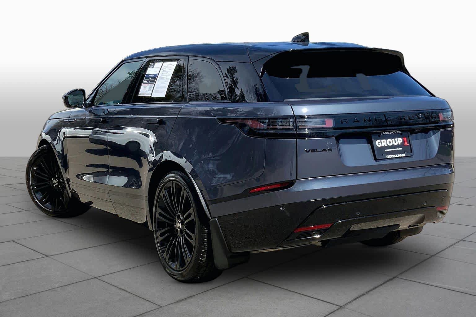 Used 2026 Land Rover Range Rover Velar Dynamic SE image 12