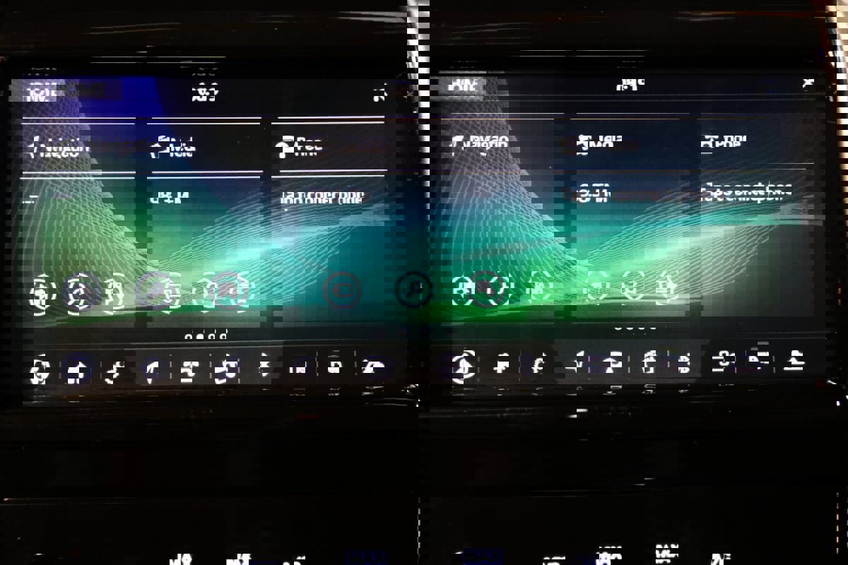 Used 2020 Land Rover Discovery Sport S image 41