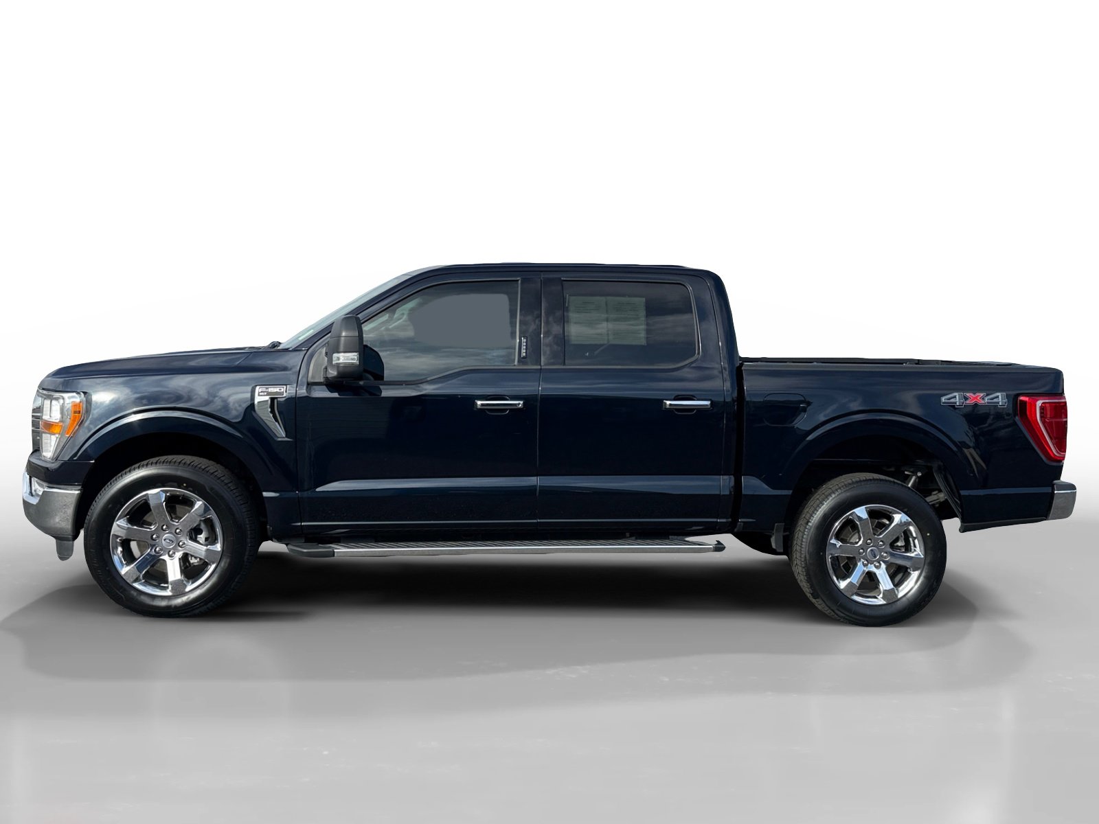 Used 2022 Ford F150 XLT w/ Equipment Group 301A Mid image 2