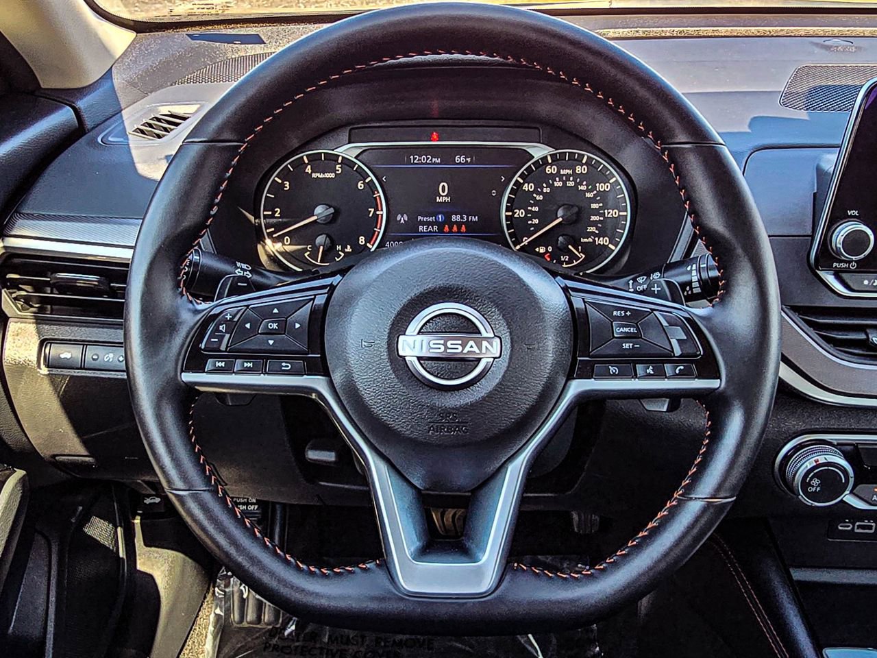 Used 2025 Nissan Altima 2.5 SR image 40