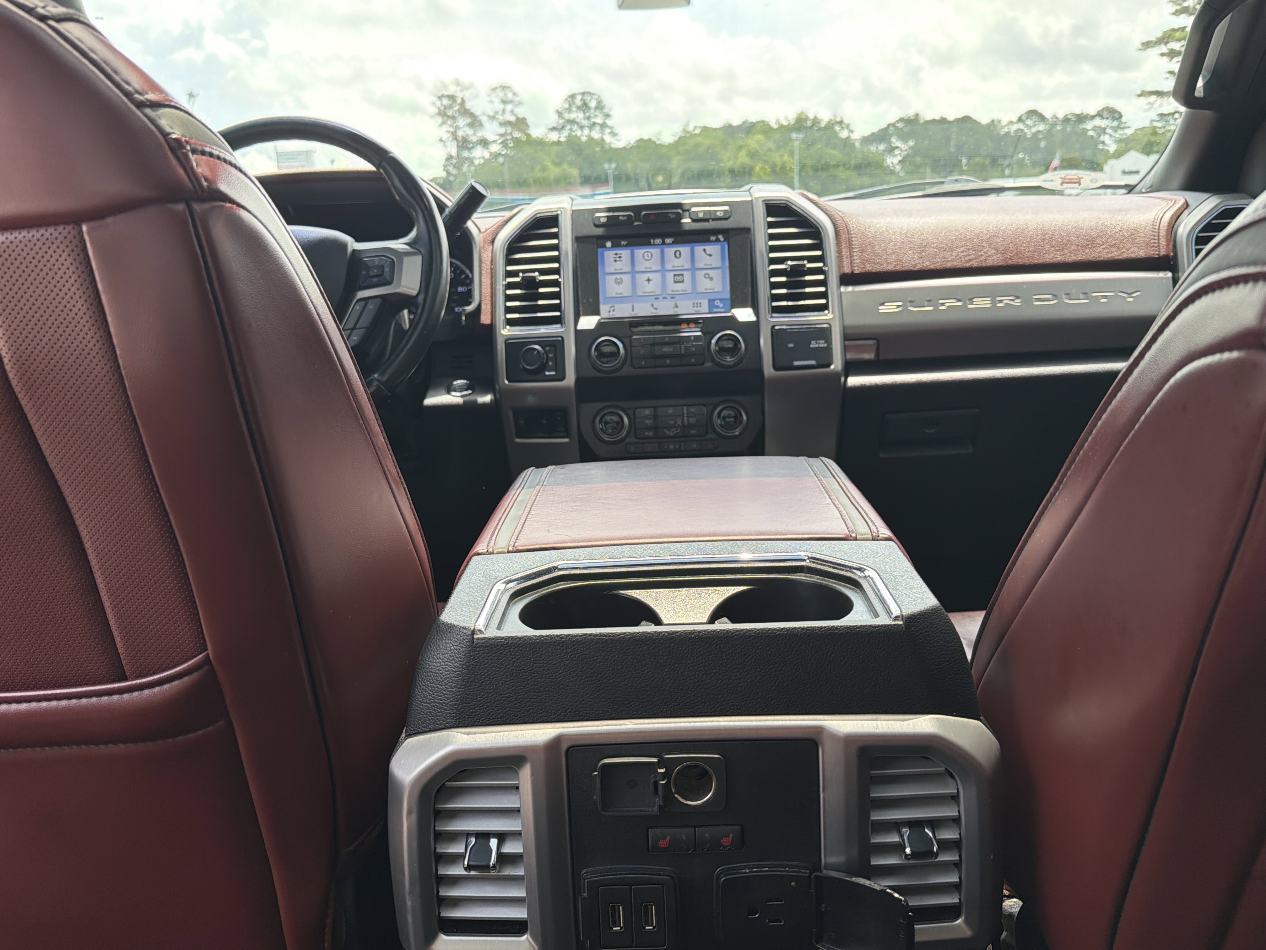 Used 2019 Ford F450 Platinum w/ Platinum Ultimate Package AWD/4WD image 21