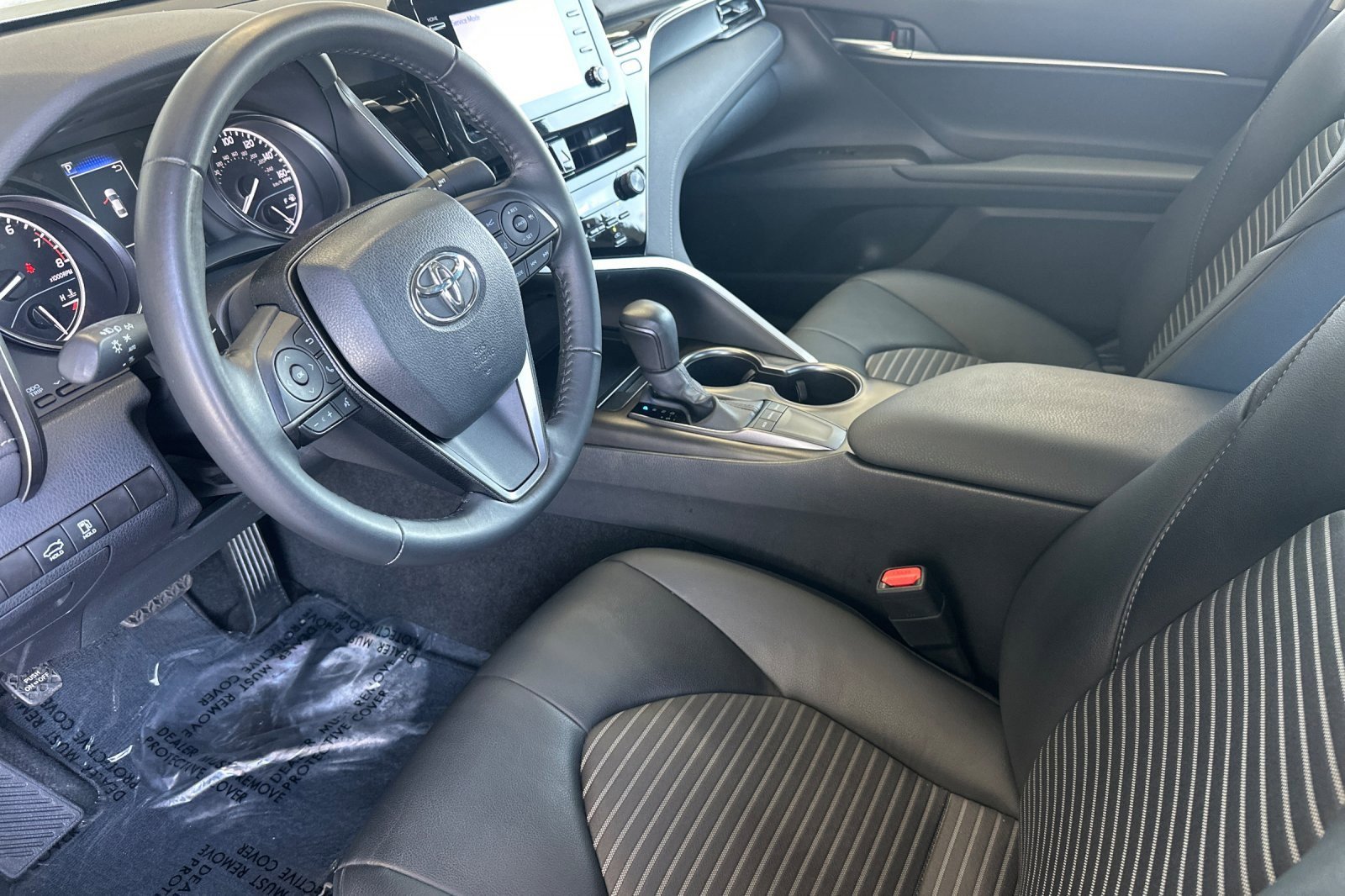 Certified 2024 Toyota Camry SE FWD image 9