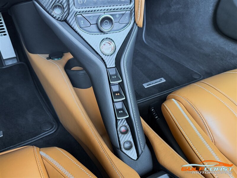 Used 2022 McLaren 720S Spider RWD image 20