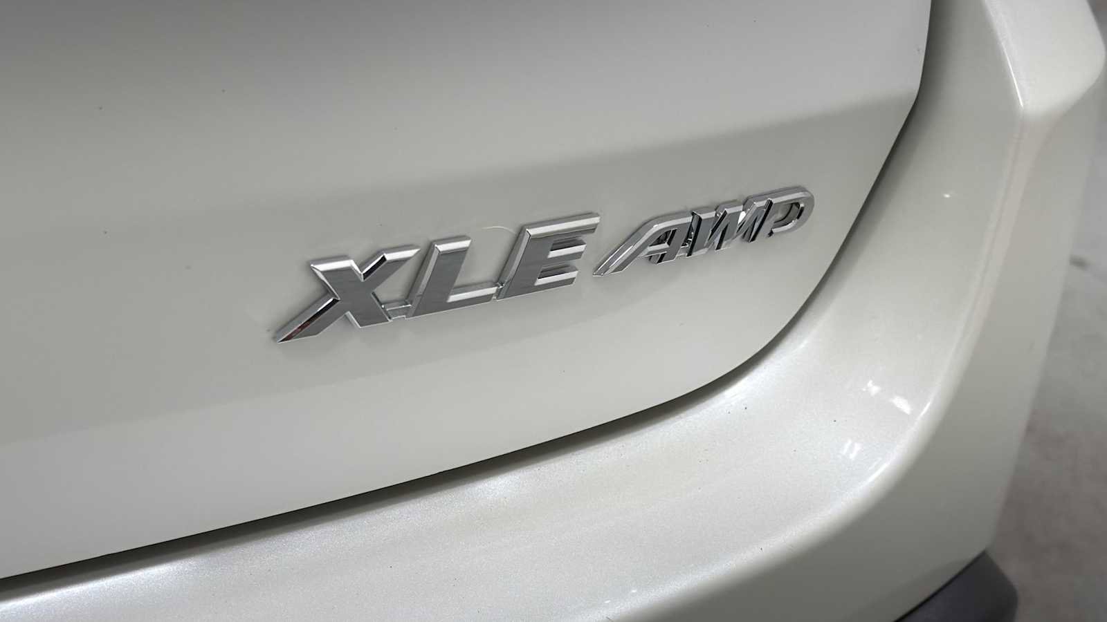 Used 2017 Toyota Highlander XLE image 30